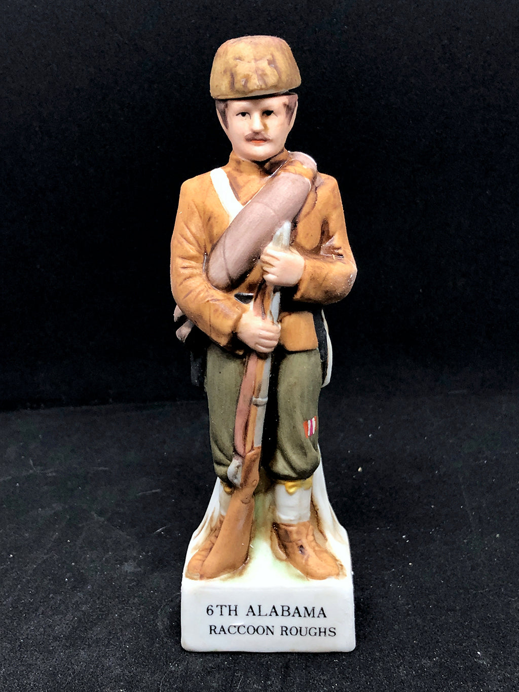 6TH ALABAMA RACCOON ROUGHS 2oz Decanter (RARE)