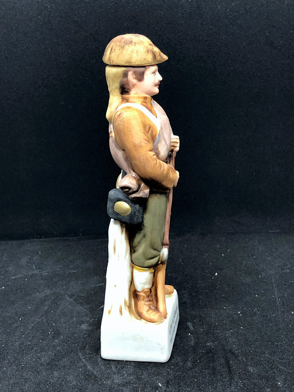 6TH ALABAMA RACCOON ROUGHS 2oz Decanter (RARE)