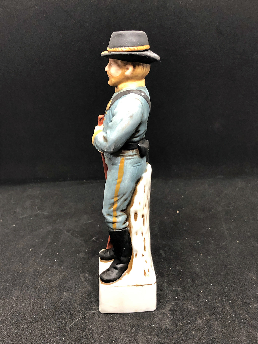 MOSBY'S RANGER 2oz Decanter Mini Soldier (1975)