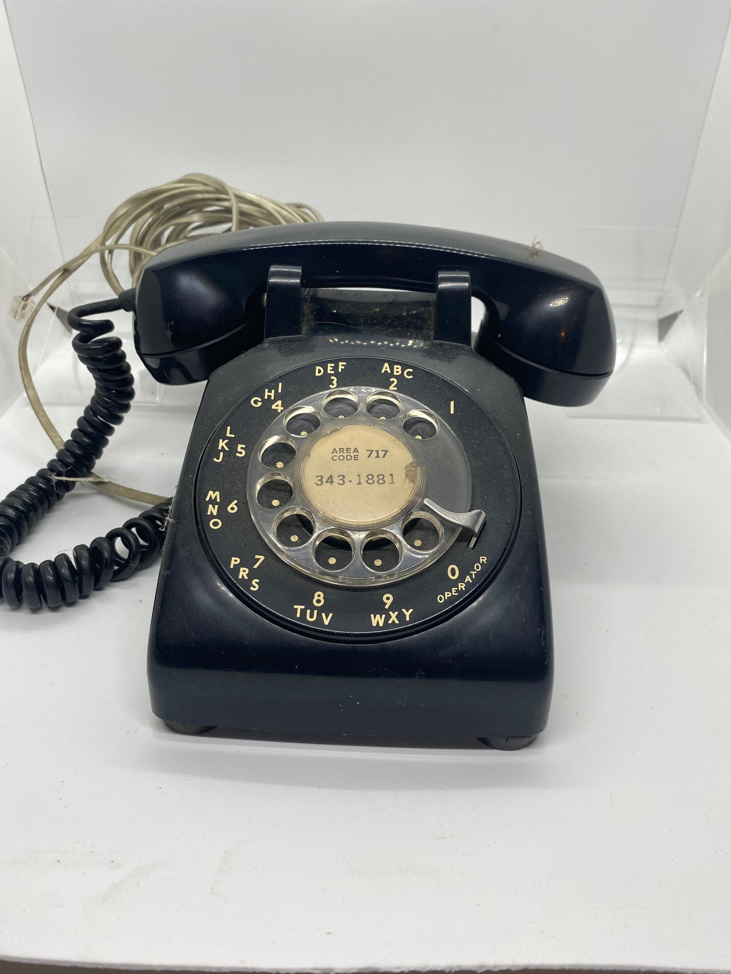 AT&T ROTARY PHONE,VINTAGE (1970?)