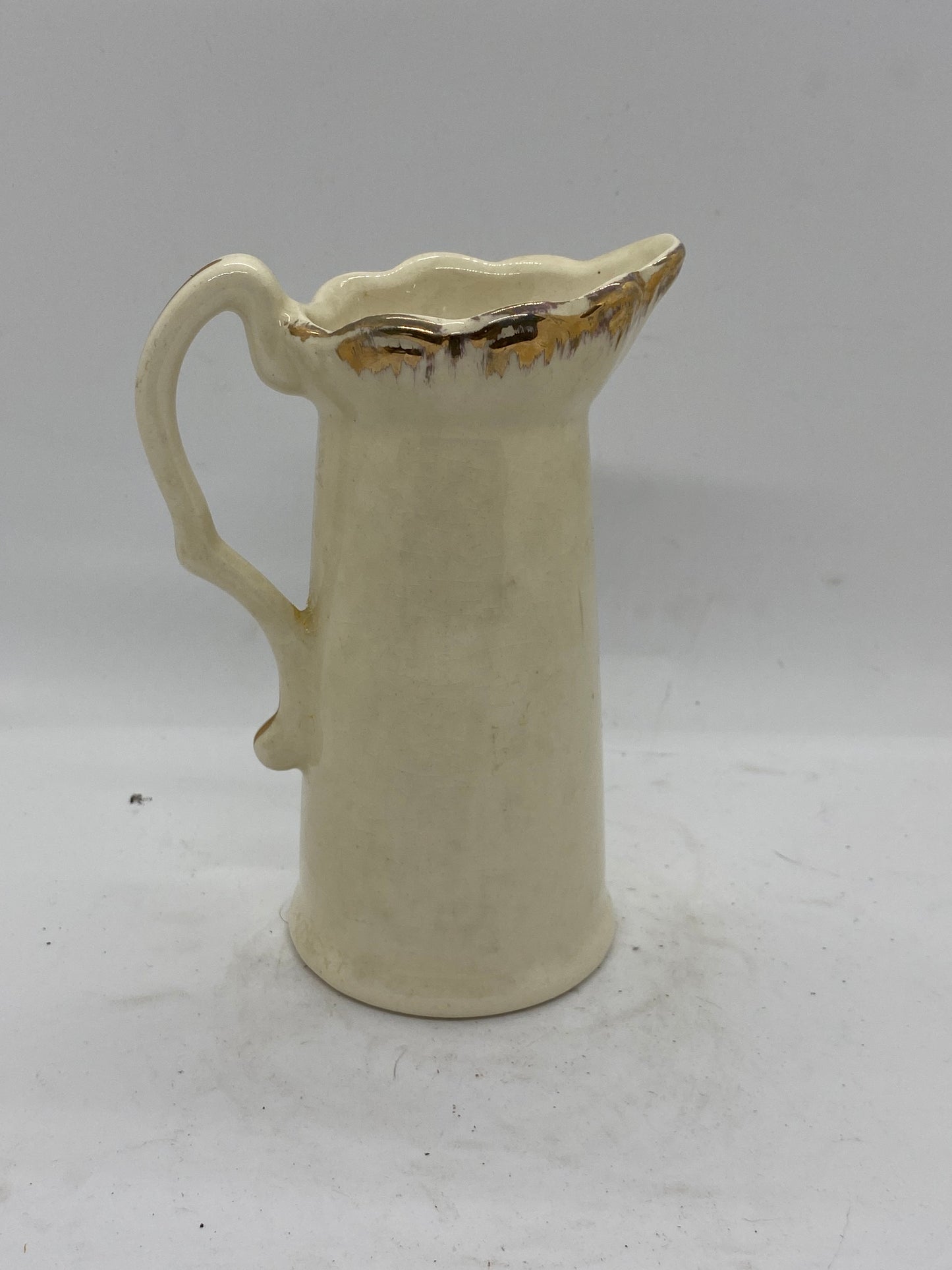 VINTAGE PORCELAIN PITCHER WITH JOHN F. KENNEDY AND JACKIE